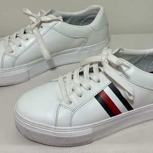 Tommy Hilfiger - Women 8.5M White Leather Sneakers with Stripes